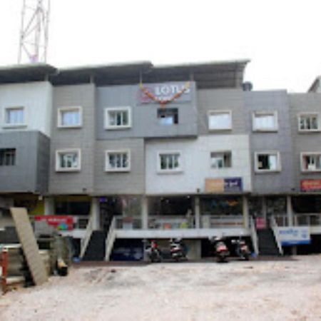 Lotus Lodge Kalmath Kankavali 外观 照片