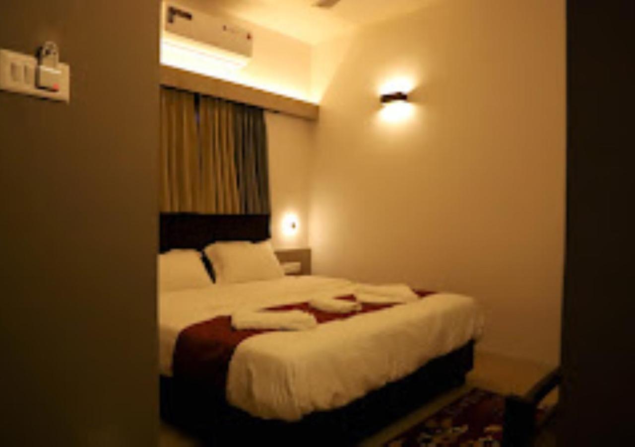 Lotus Lodge Kalmath Kankavali 外观 照片